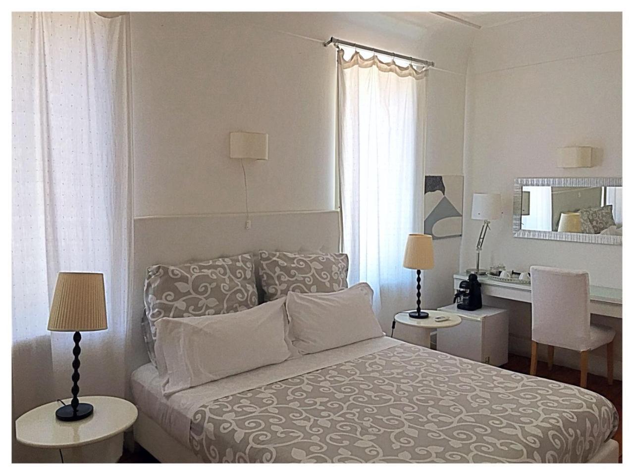 Bed and Breakfast Relais Piazza Dei Martiri Neapol Zewnętrze zdjęcie